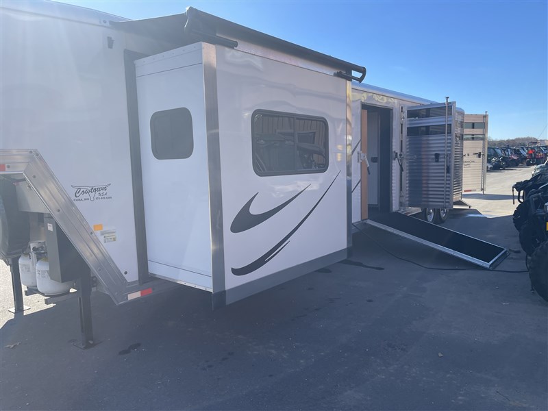 Trailer Photo 3