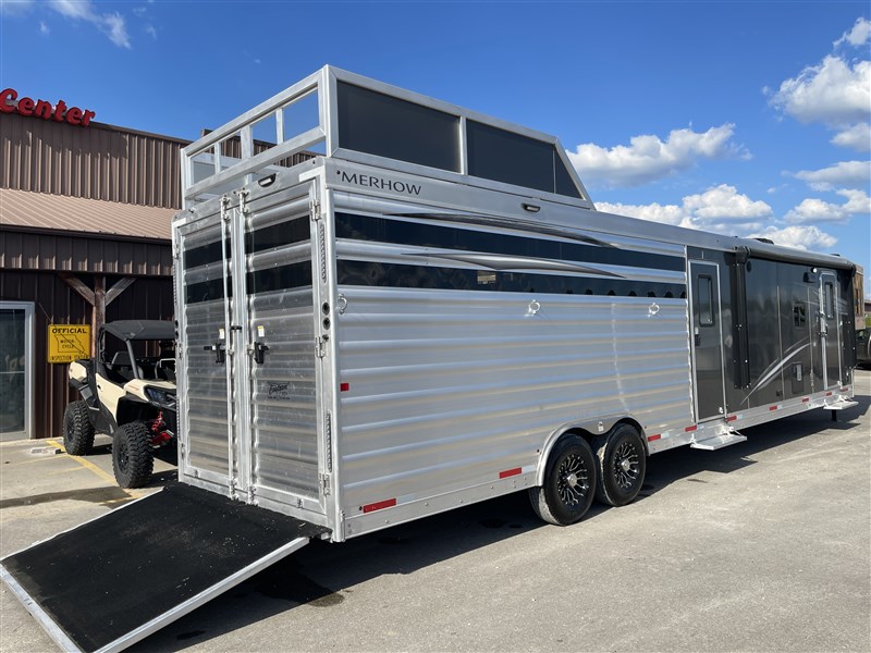 2024 Merhow 8012 stock combo w/ mid-tack bunks + lft. warranty