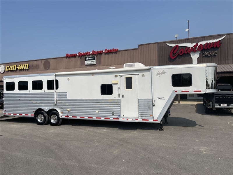 2006 Merhow 8412 4-horse trailer with 1-year warranty