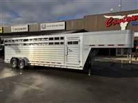 2015 Stock horse Featherlite 24' Livestock Trailer
