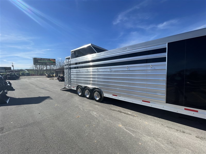 Trailer Photo 6