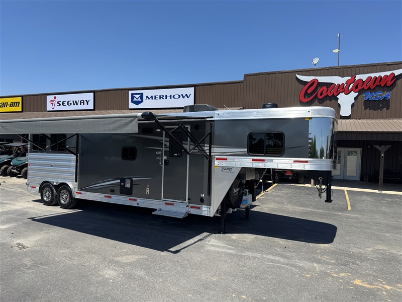 2025 Merhow 8212 stampede two-horse trailer with 2-yr warranty