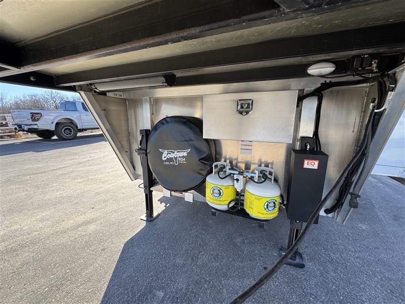 2023 Merhow 8416 next generation four horse with 2-yr warranty