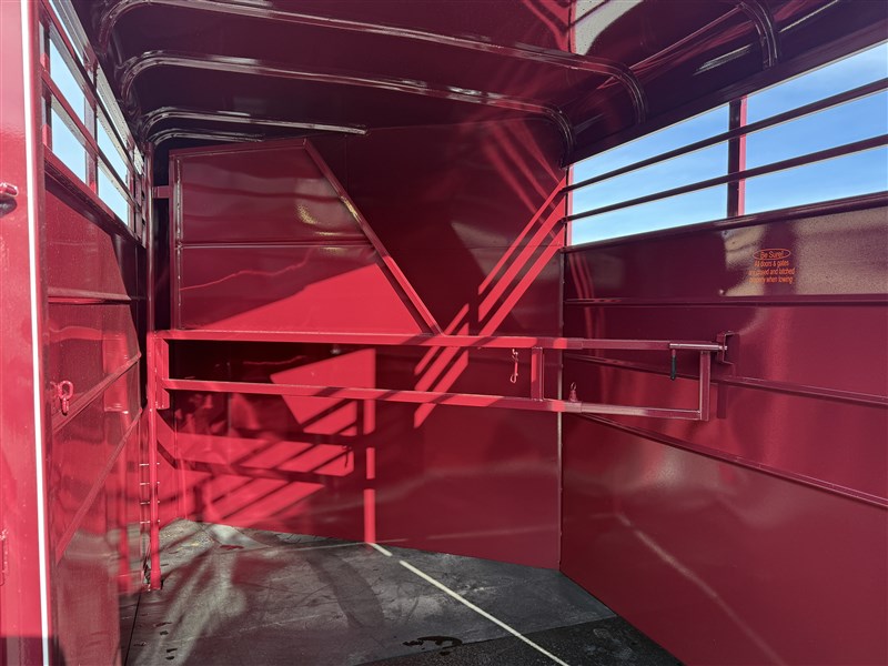 2026 Calico two horse bumper pull trailer
