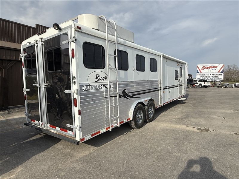 Trailer Photo 11