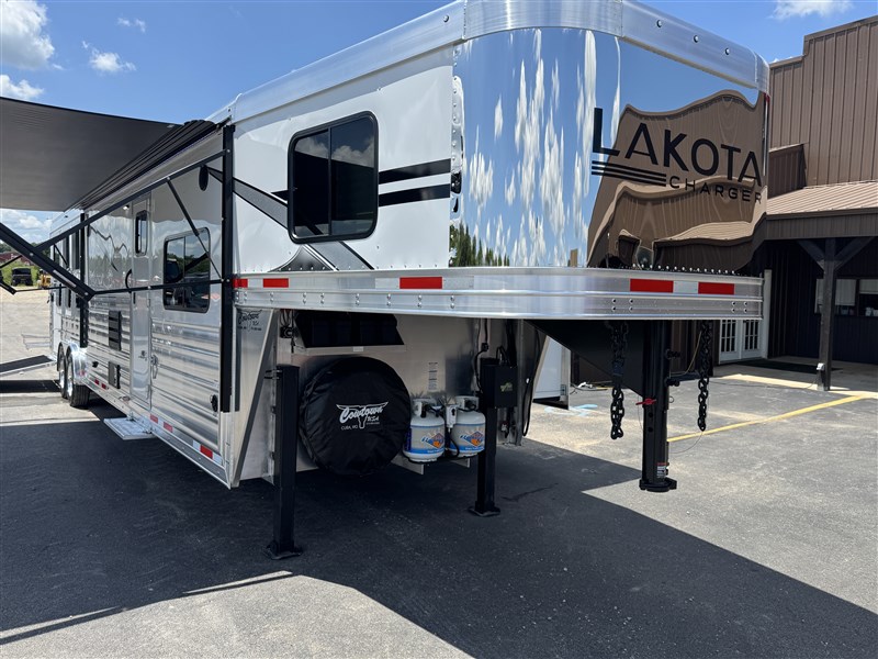 2026 Lakota charger 8315rk side load with warranty forever