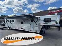 2026 4 horse Lakota 8415 Side Load with Nationwide Warranty Forever