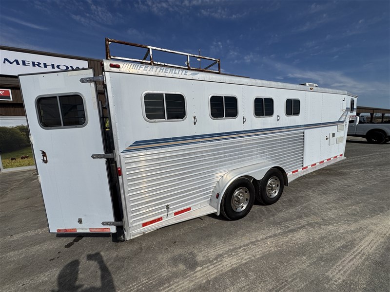 Trailer Photo 7