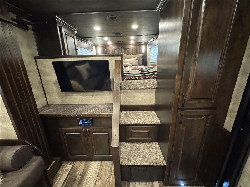 Trailer Photo 19