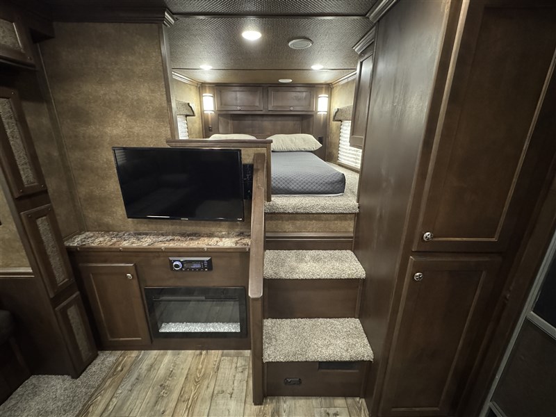 Trailer Photo 14