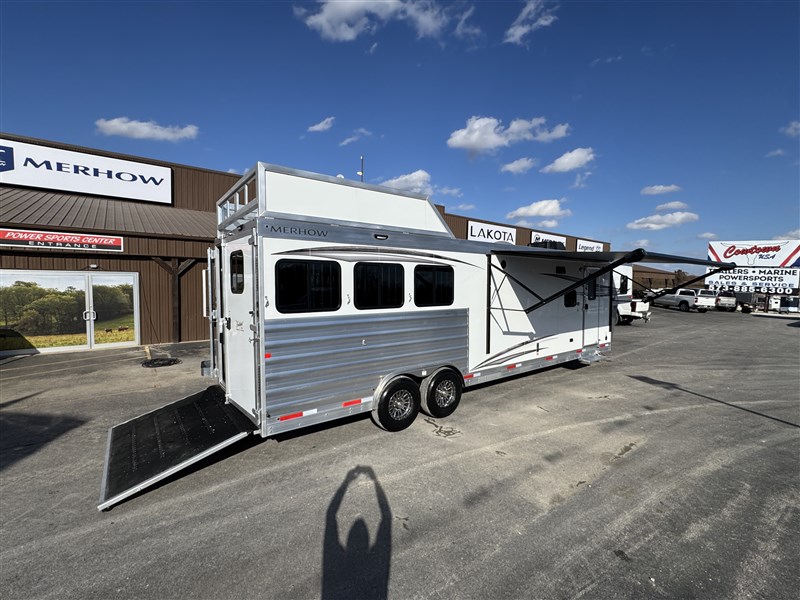Trailer Photo 8