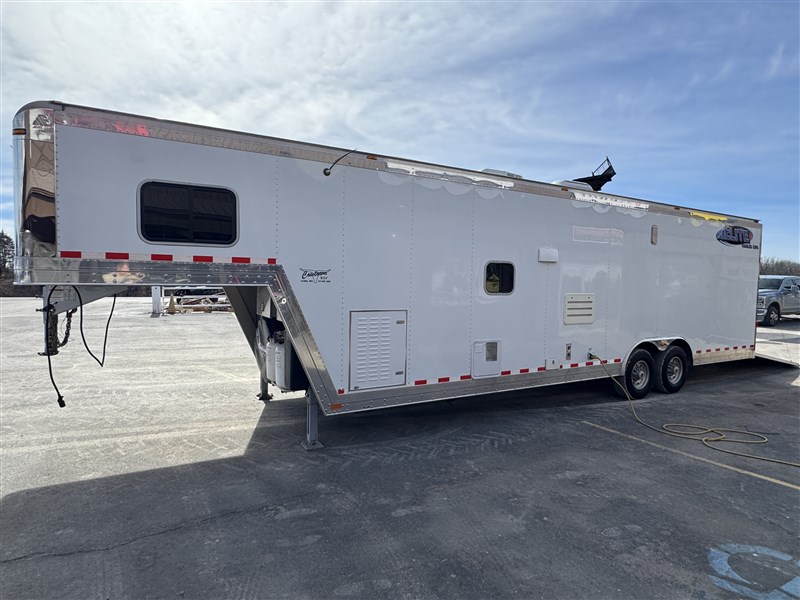 Trailer Photo 4