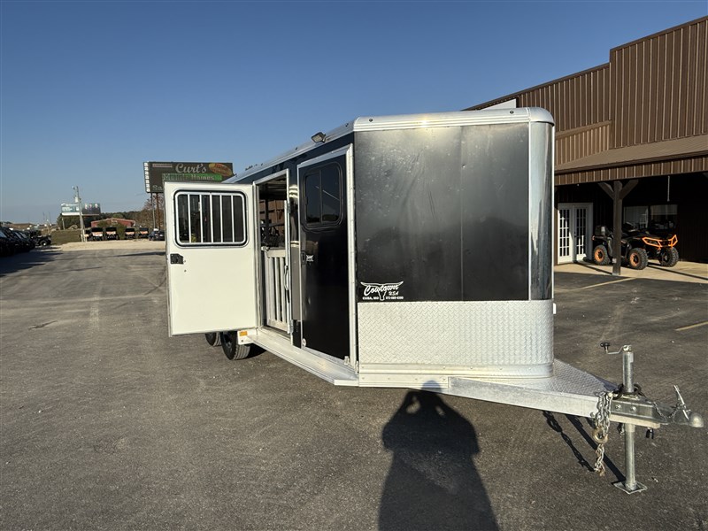 Trailer Photo 10