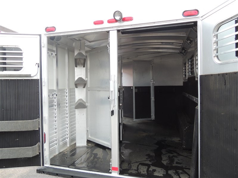 Trailer Photo 7