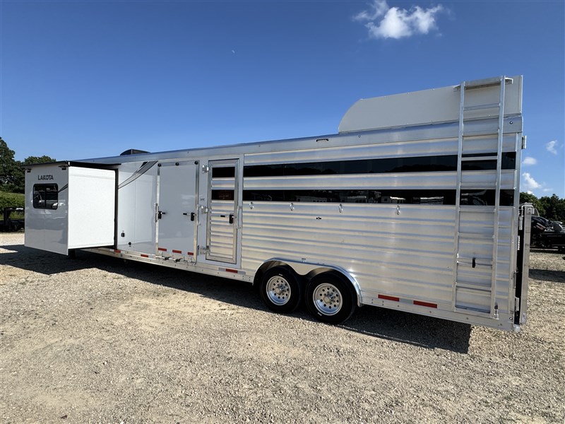 Trailer Photo 4
