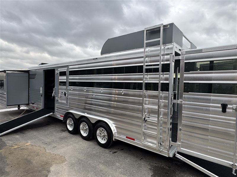 Trailer Photo 6