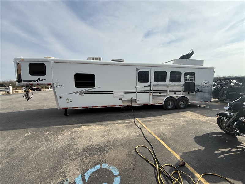 Trailer Photo 8