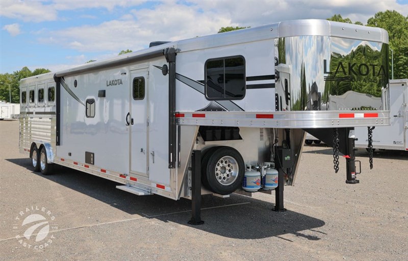 Trailer Photo 2