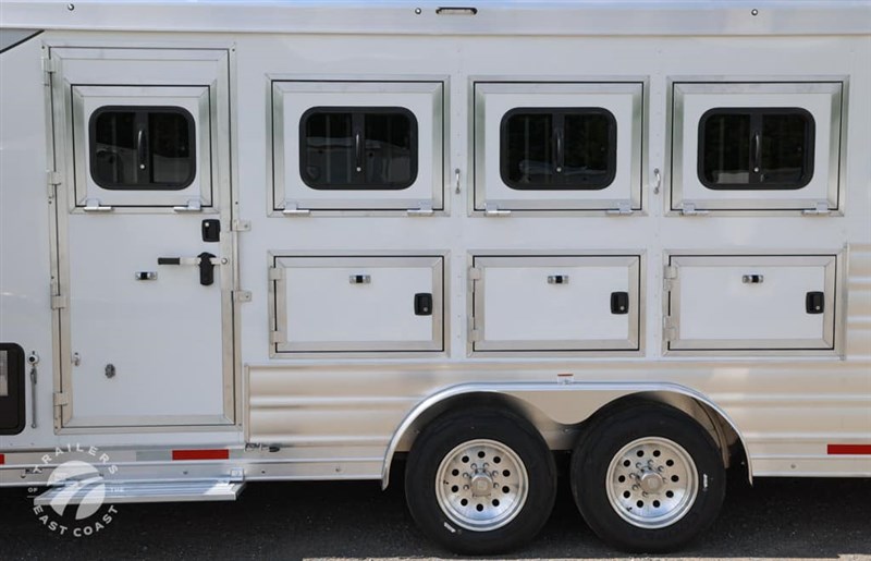 Trailer Photo 19