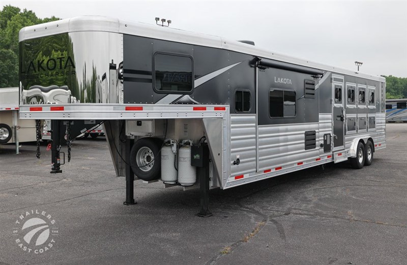 Trailer Photo 3