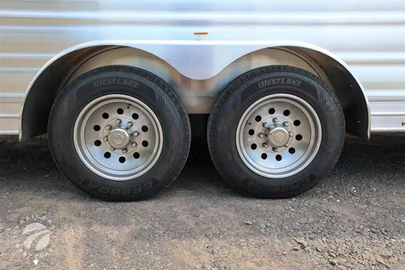 Trailer Photo 26