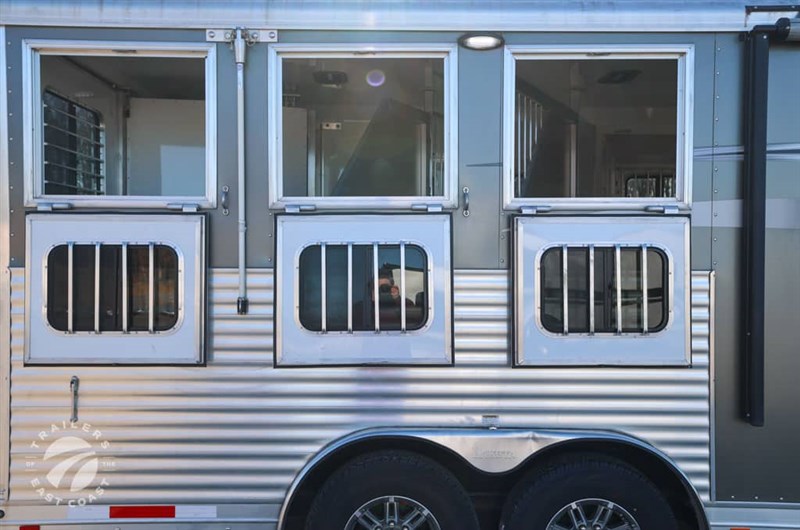 Trailer Photo 13