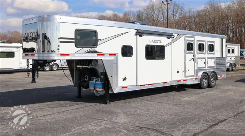 Trailer Photo 2