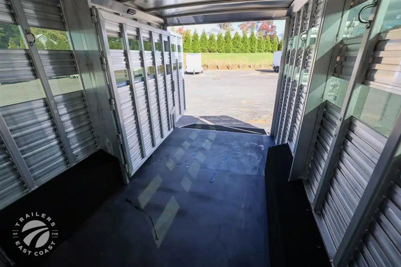 Trailer Photo 10