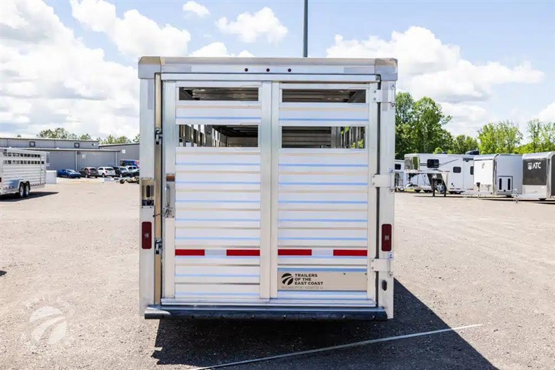 Trailer Photo 5