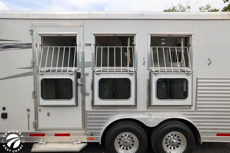 Trailer Photo 14