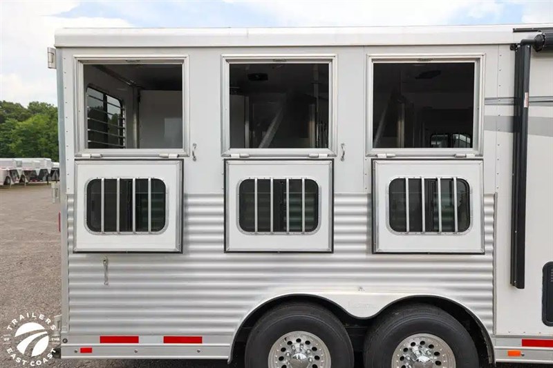 Trailer Photo 15
