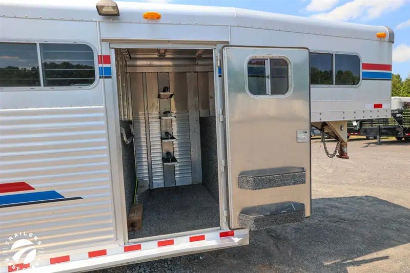 Trailer Photo 25