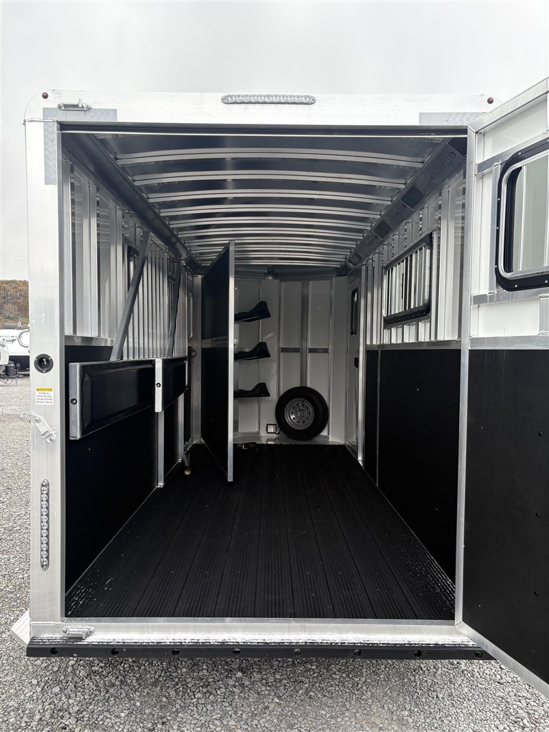 Trailer Photo 6