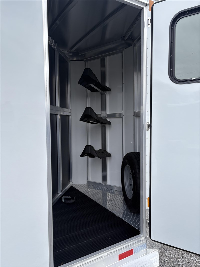 Trailer Photo 5