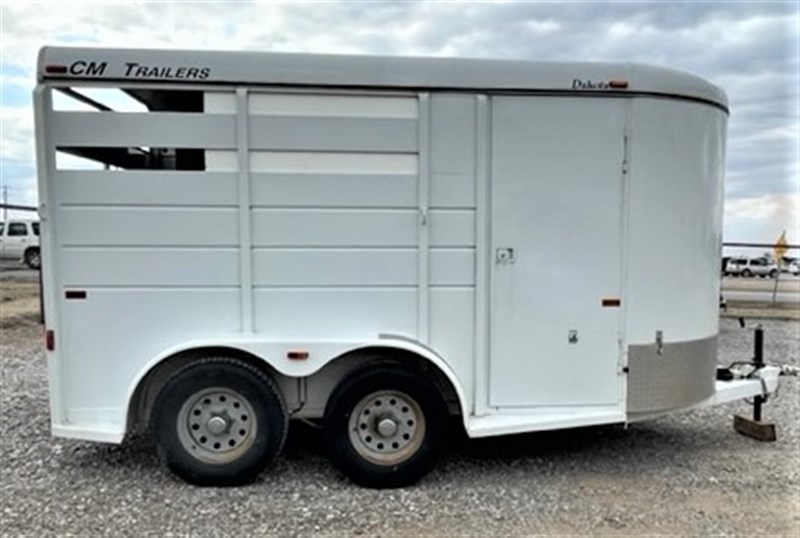 Used Cm Horse trailers for sale