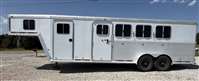 2005 4 horse Featherlite 4H GN,Collapsible rear tack, ON THE LOT NOW