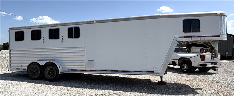 Trailer Photo 2