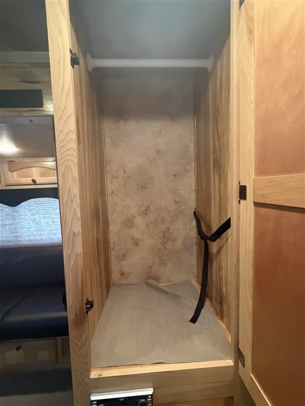 Trailer Photo 26