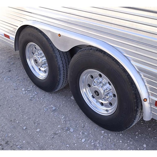 2011 Bloomer 2011 Bloomer Evolution 4 Horse Bumper Pull Trailer