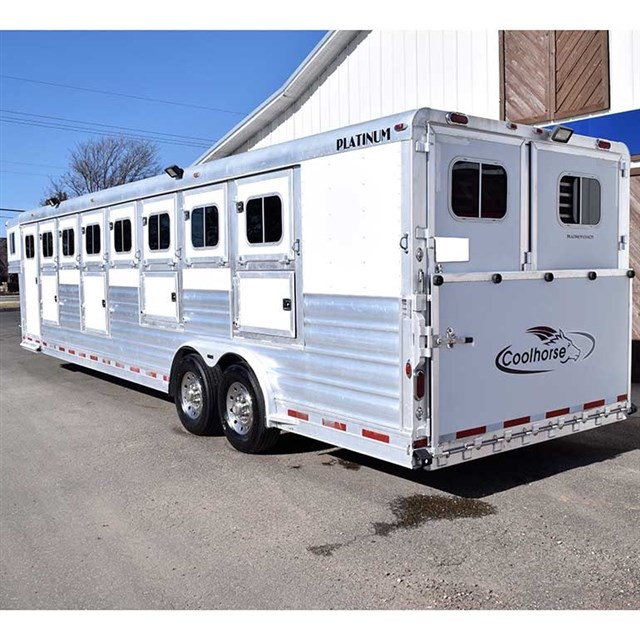 2007 Platinum 2006 Platinum Coach 7 Horse Trainers Trailer