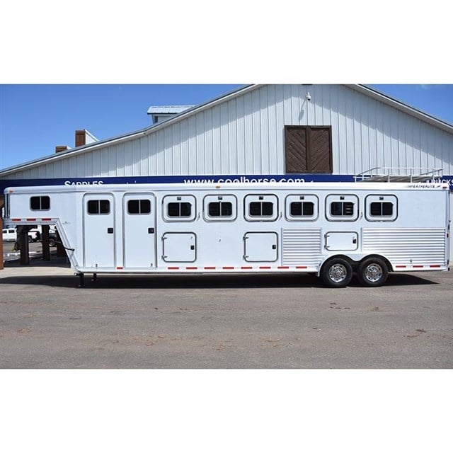 Trailer Photo 15