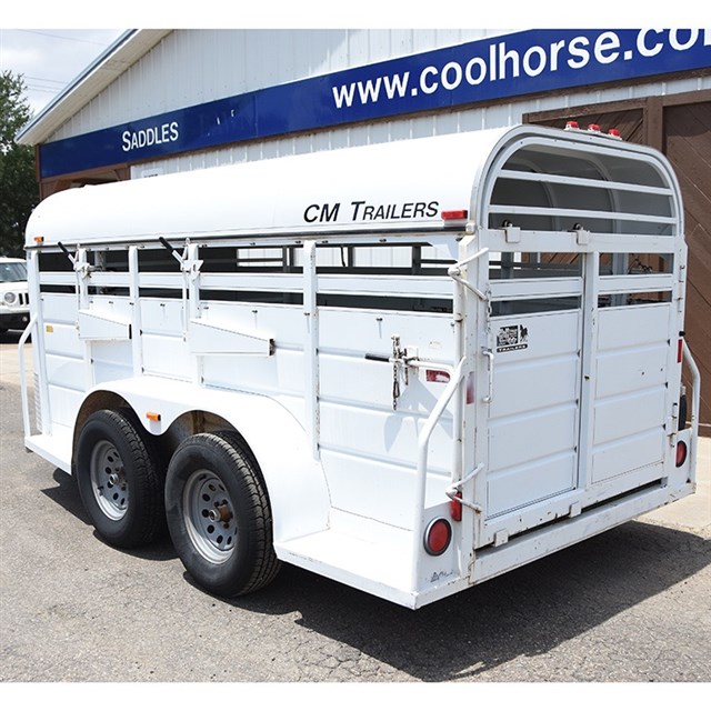 2000 CM White 14' Stock Show Hog/Lamb Show Trailer