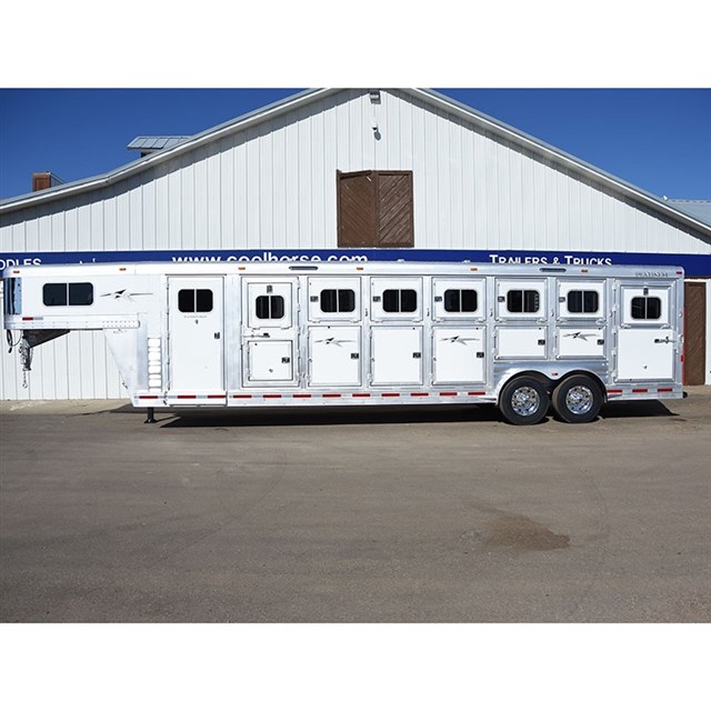 2019 Platinum Trainer's Horse Trailer with Smart Tack Package