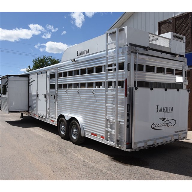 2018 Lakota Stock Combo Trailer with 11' LQ