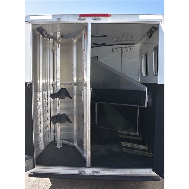2013 Exiss 2 Horse Trailer 4' LQ