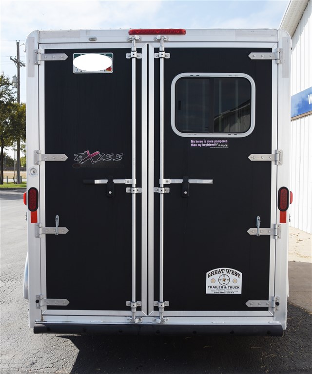 2014 Exiss 3 Horse Bumper Pull Trailer
