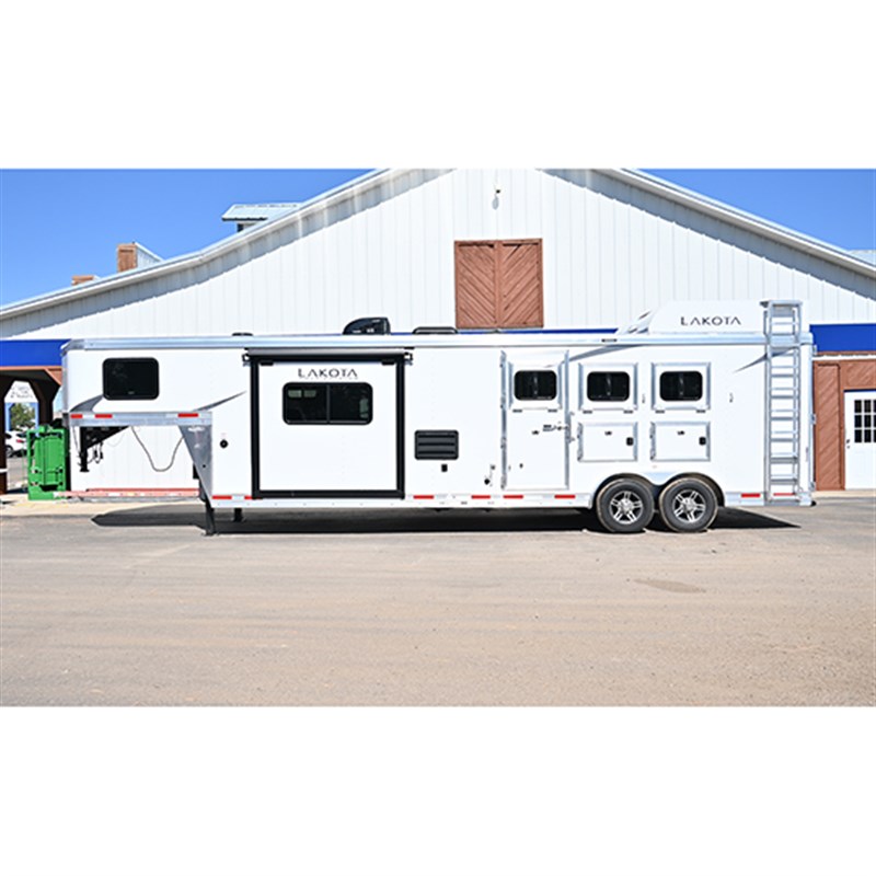 2023 Lakota Colt 13' LQ Trailer with Slide