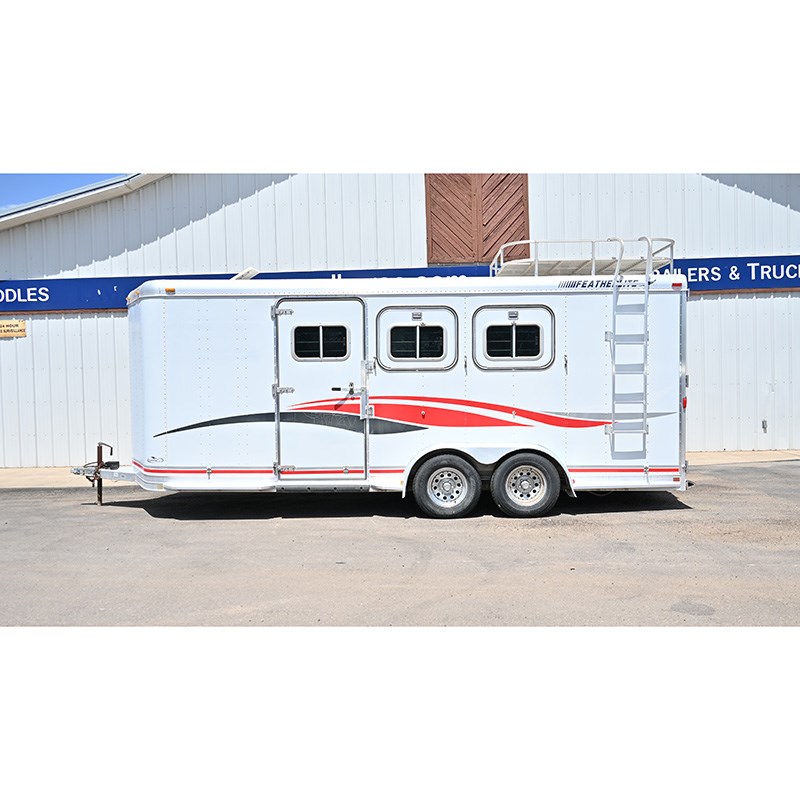 1999 Featherlite 1999 Featherlite 3 Horse Bumper Pull