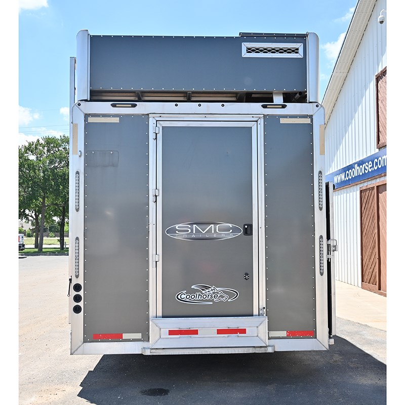 2019 SMC Laramie 4 Horse 18' LQ, Bunk Bed, Side Load