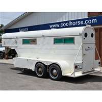 1970 Easley 2 horse inline goosneck trailer